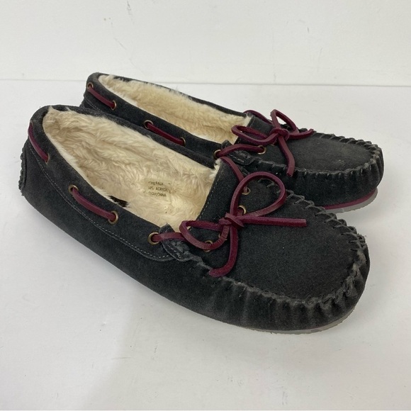 Clarks leather suede moccasin slippers house shoes - Picture 1 of 5